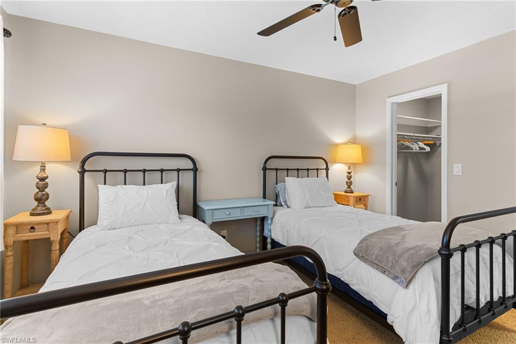 CAPTAINS WALK - Residential