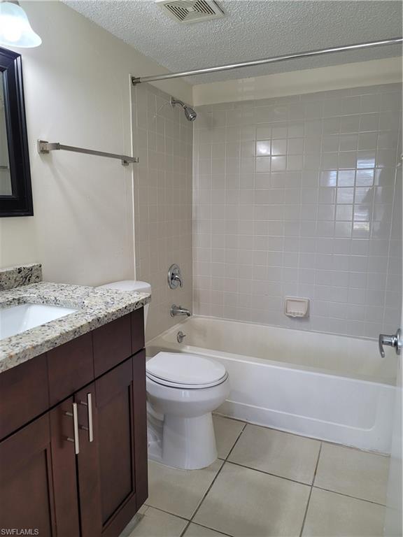 GRANADA LAKES - Residential Lease