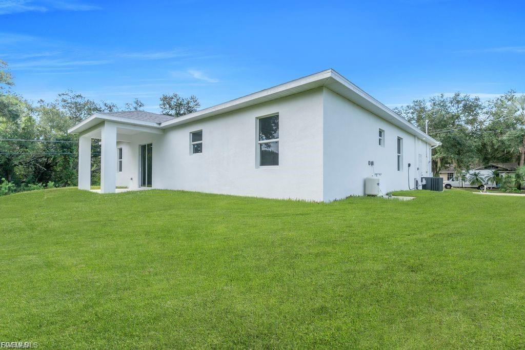 LEHIGH ACRES - Residential