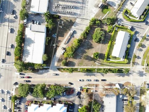 1202 5th AVE N NAPLES FL 34102