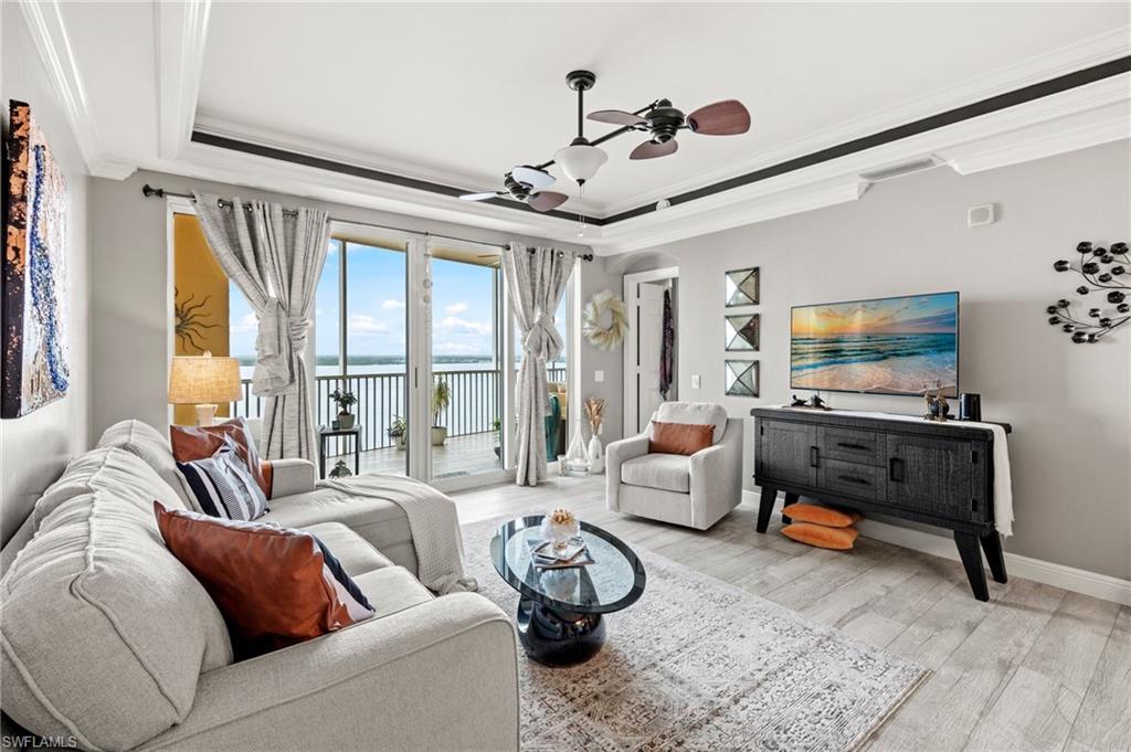 ST. TROPEZ - Residential