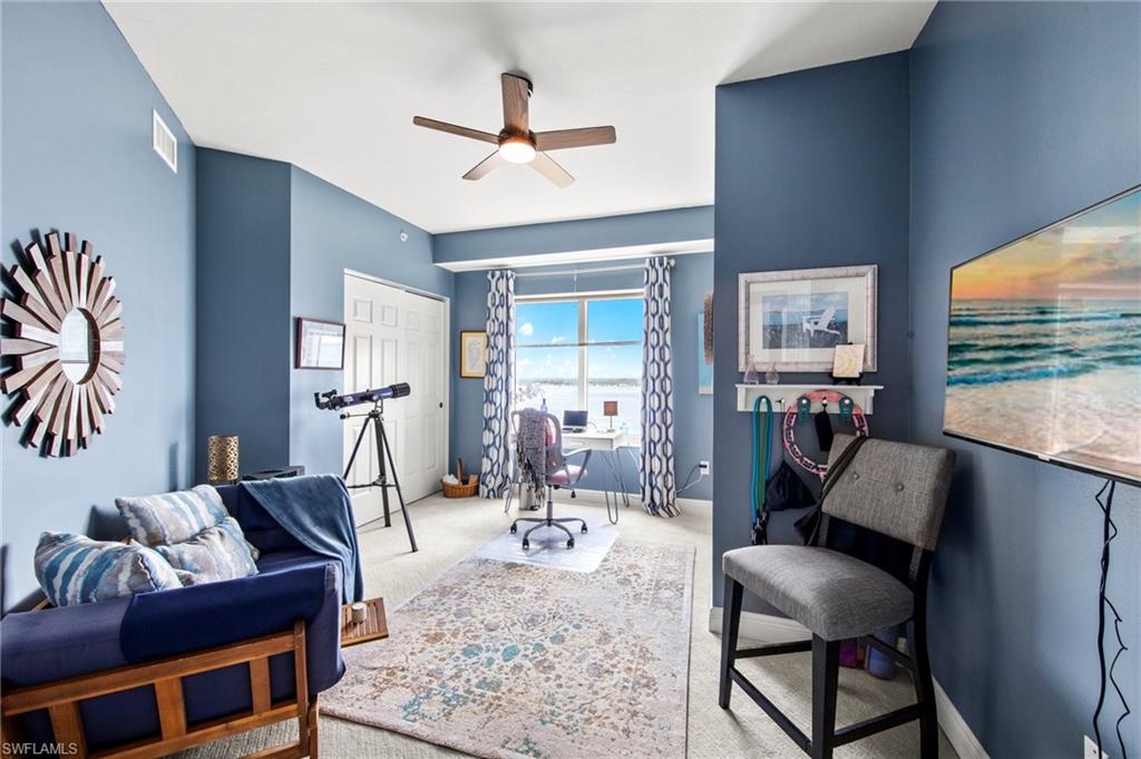 ST. TROPEZ - Residential