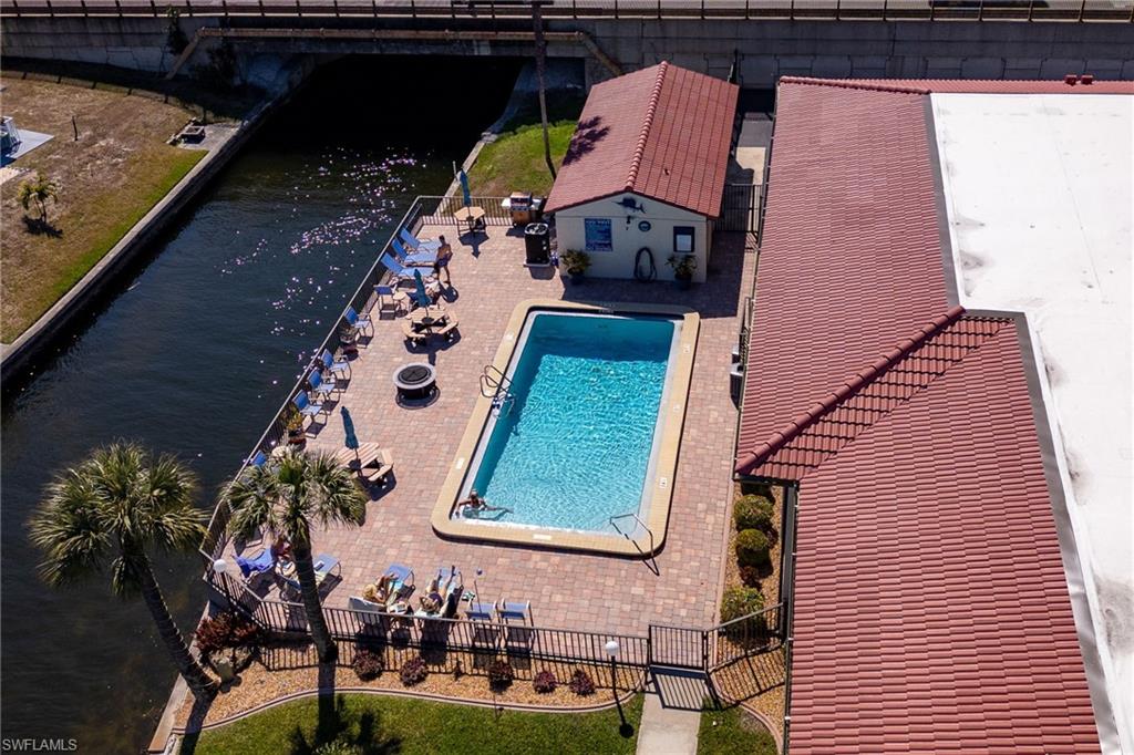 SANTA BARBARA CONDO - Residential