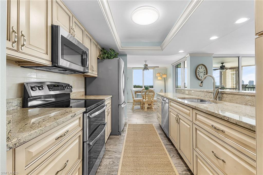 GULF HARBOR - Residential