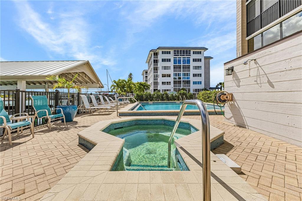 GULF HARBOR - Residential