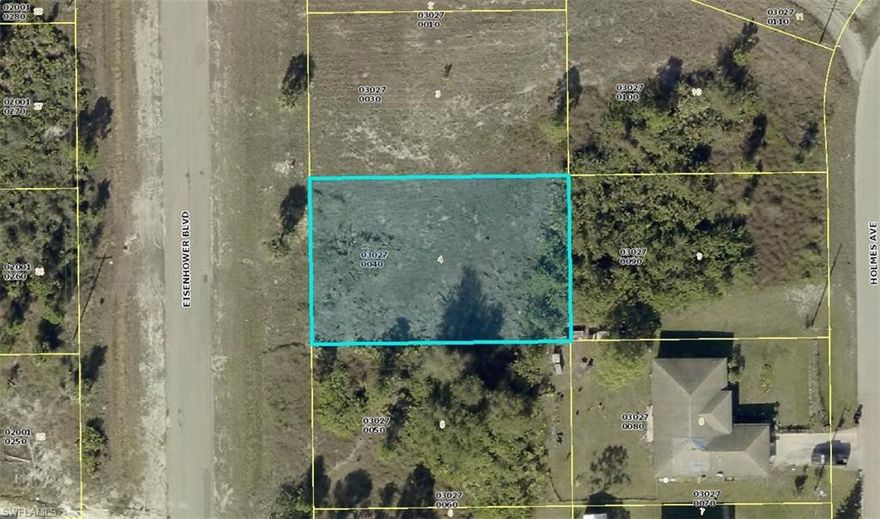 Excellent residential lot located at 3006 54th St, Lehigh Acres, FL, in a quiet and rapidly growing area. Perfect to build your dream home or as a solid investment opportunity. The property offers easy access to main roads, schools, shopping, and recreational areas. Enjoy the peace of a developing neighborhood while staying close to everything you need. Don’t miss this great opportunity to own land in Southwest Florida!