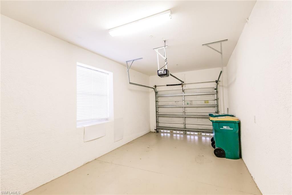 DEER CROSSING - Residential Lease