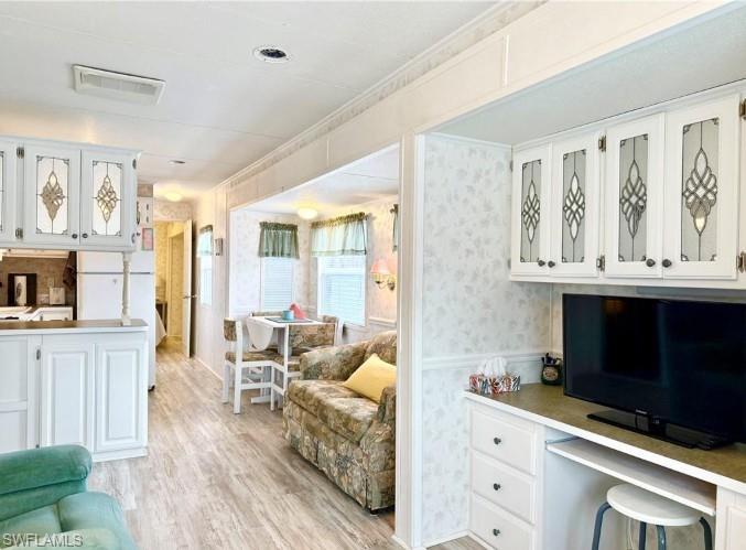 IMPERIAL WILDERNESS - Land