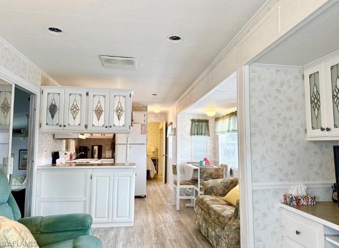 IMPERIAL WILDERNESS - Land