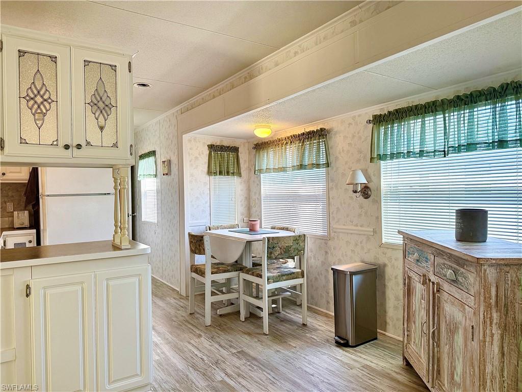 IMPERIAL WILDERNESS - Land