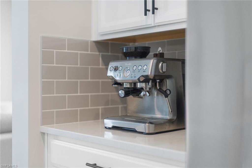 COMPASS LANDING - Residential