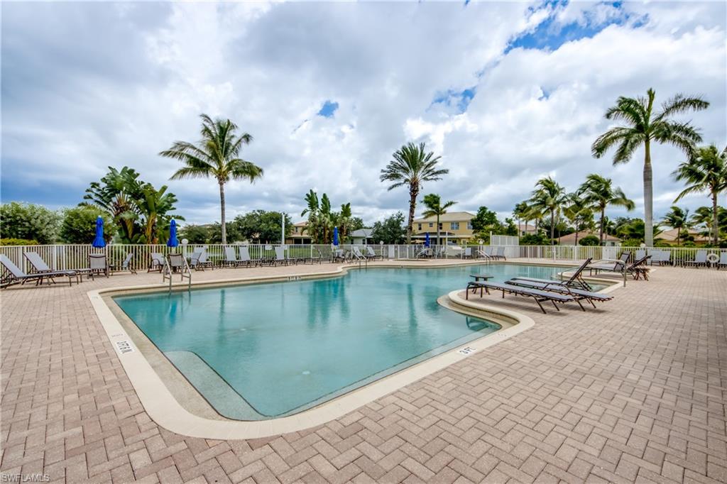 CORAL LAKES - Residential