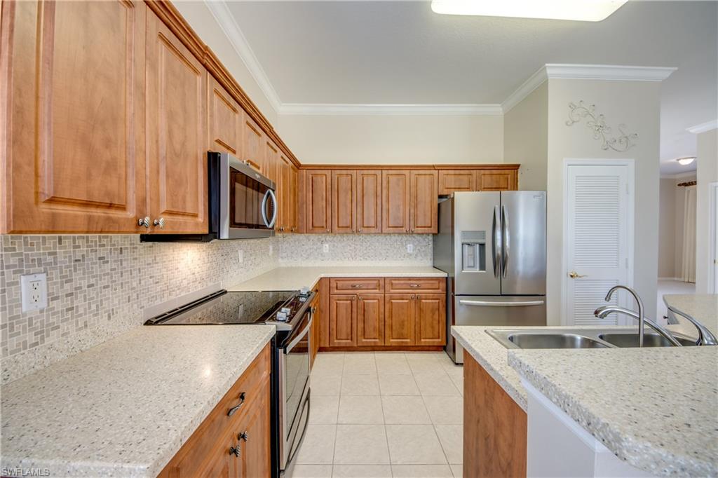 CORAL LAKES - Residential