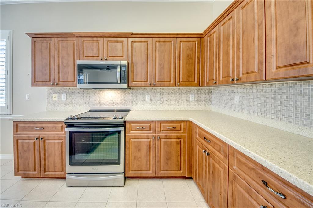 CORAL LAKES - Residential