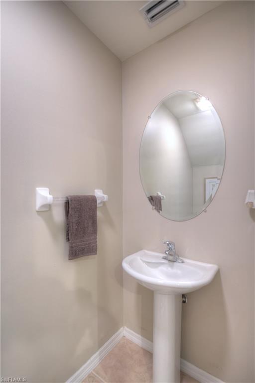 LAKEWOOD VILLAGE - Residential