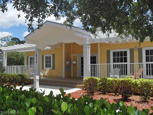 CALUSA PALMS - Residential