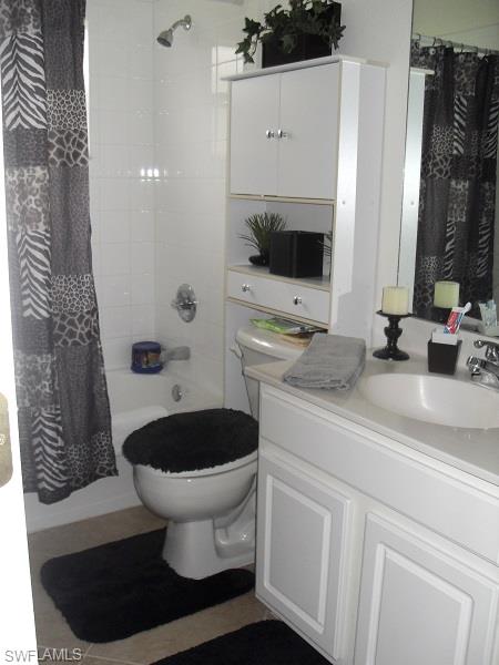 CALUSA PALMS - Residential