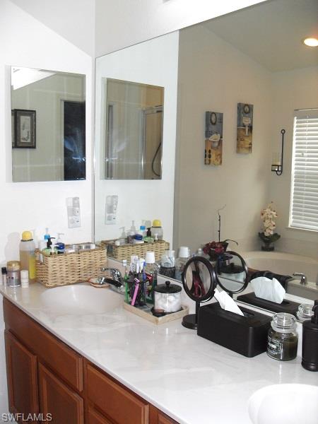 CALUSA PALMS - Residential