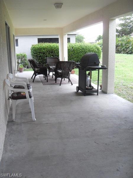 CALUSA PALMS - Residential