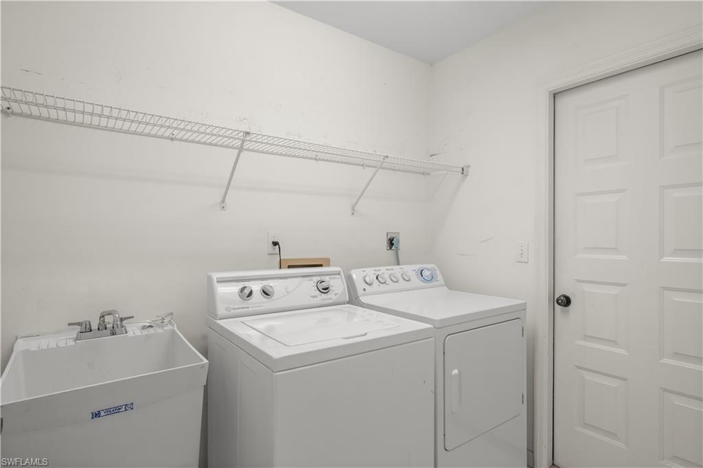 BERKSHIRE LAKES - Residential