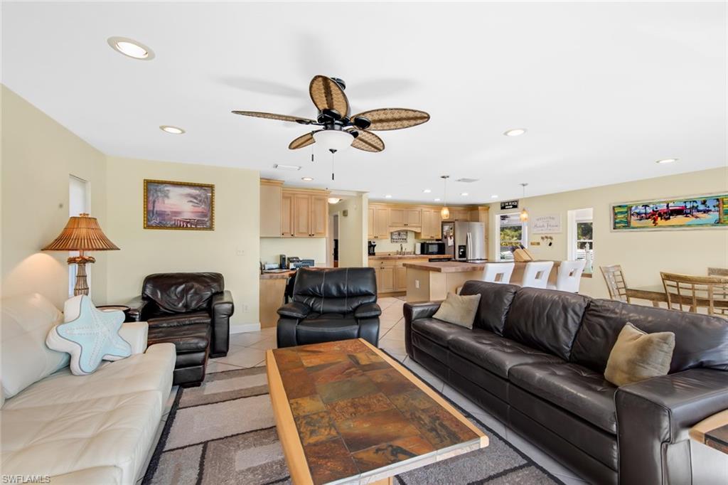 LAGUNA SHORES - Residential