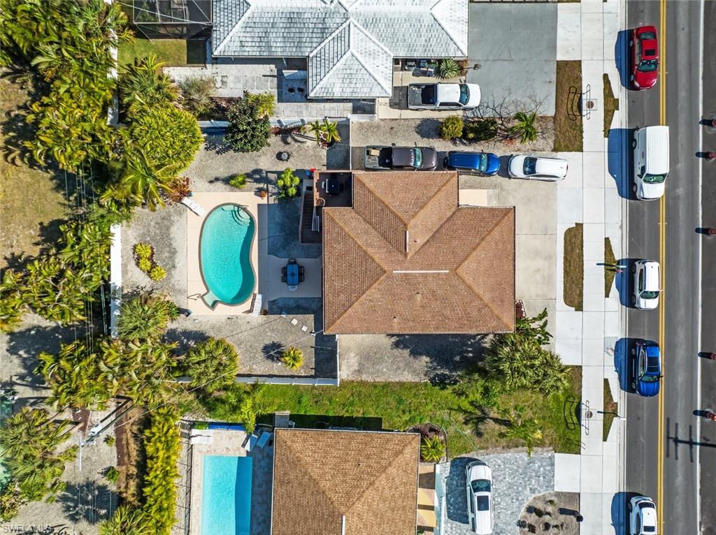 LAGUNA SHORES - Residential