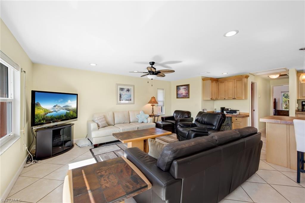 LAGUNA SHORES - Residential