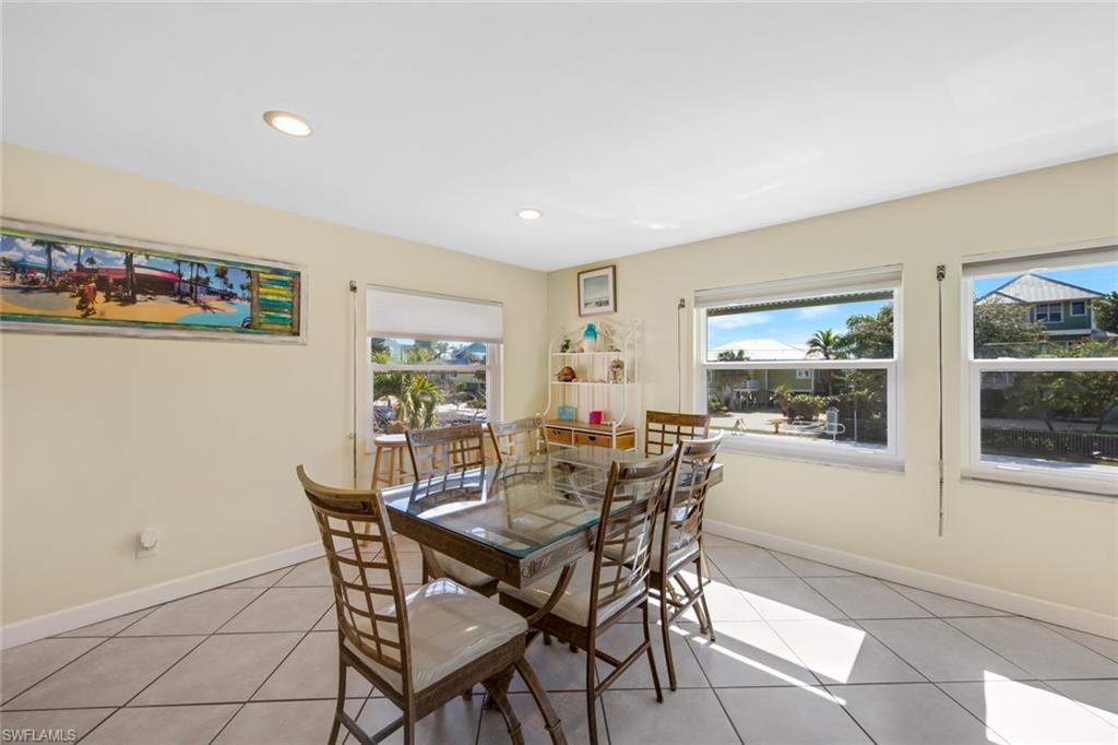 LAGUNA SHORES - Residential