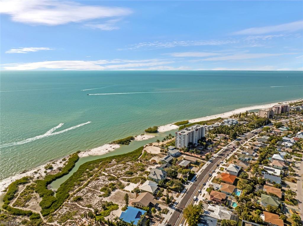 LAGUNA SHORES - Residential