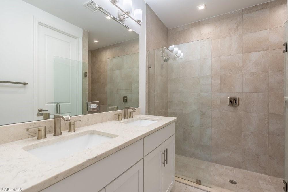 VANDERBILT RESERVE - Residential