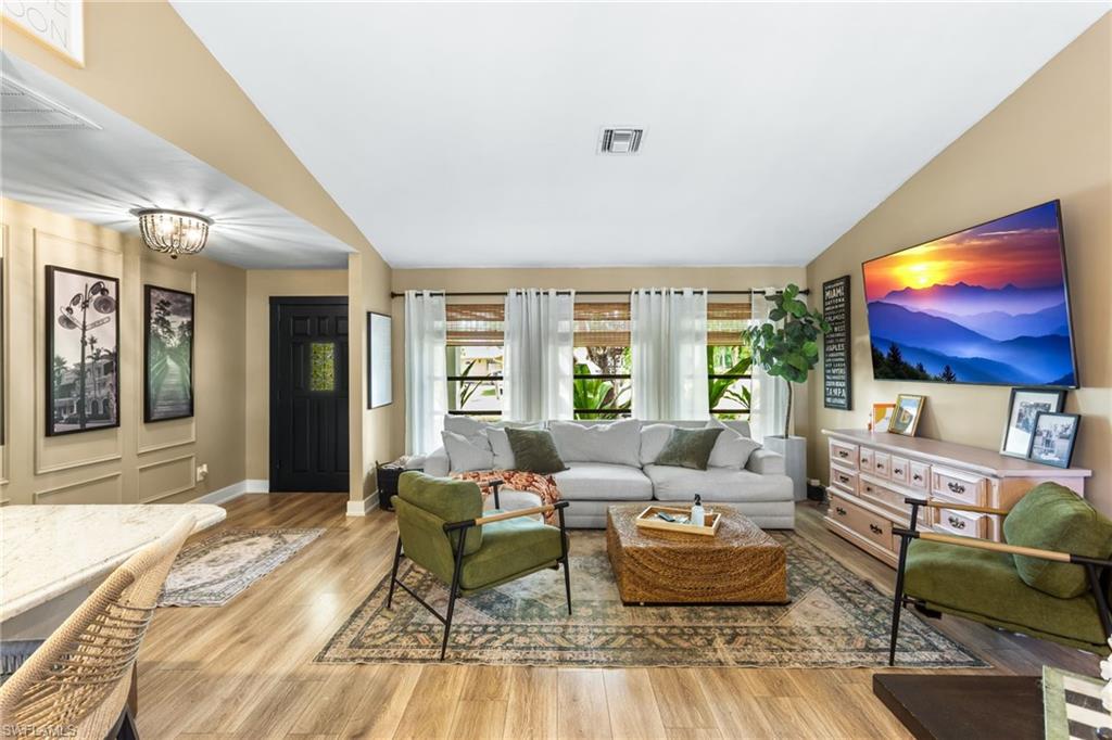 WILLOUGHBY ACRES - Residential