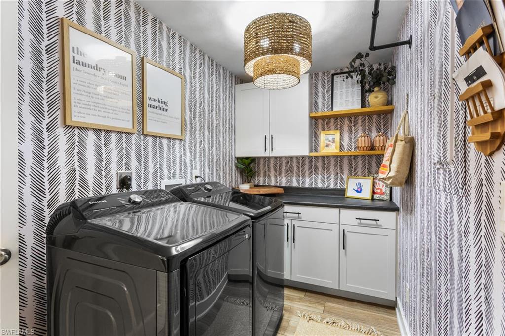 WILLOUGHBY ACRES - Residential