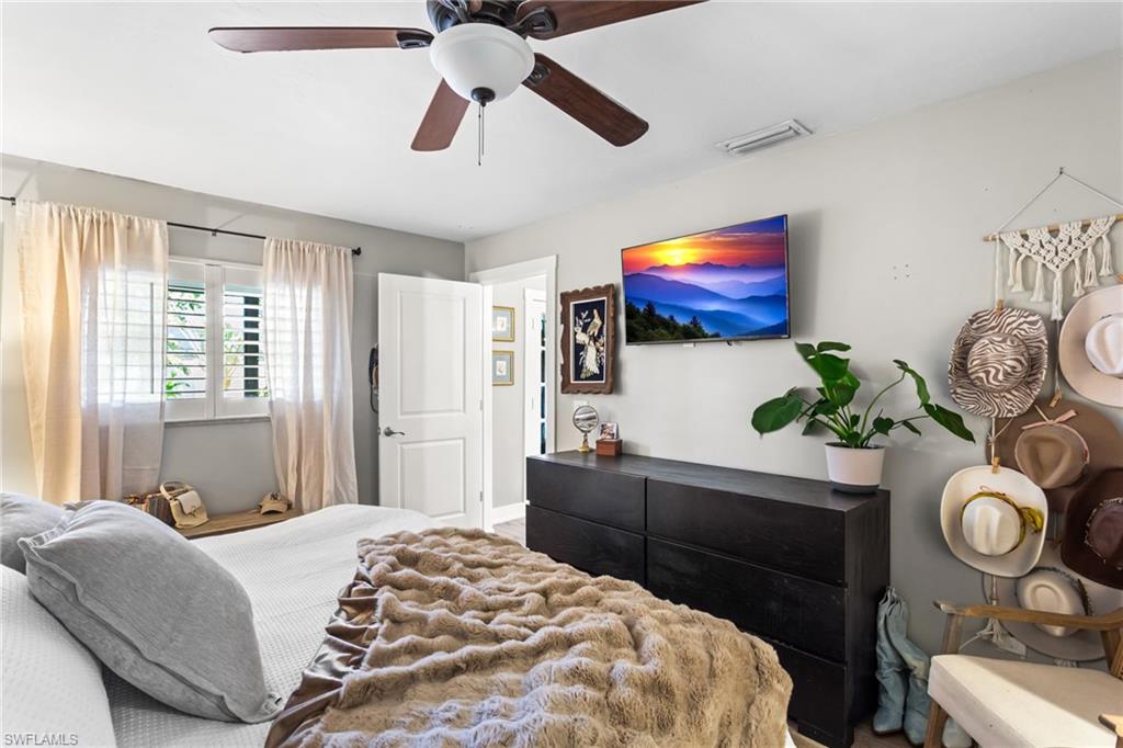 WILLOUGHBY ACRES - Residential