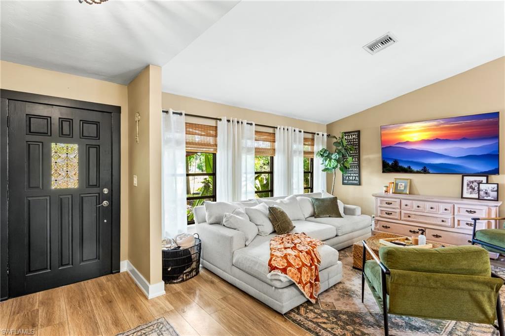 WILLOUGHBY ACRES - Residential