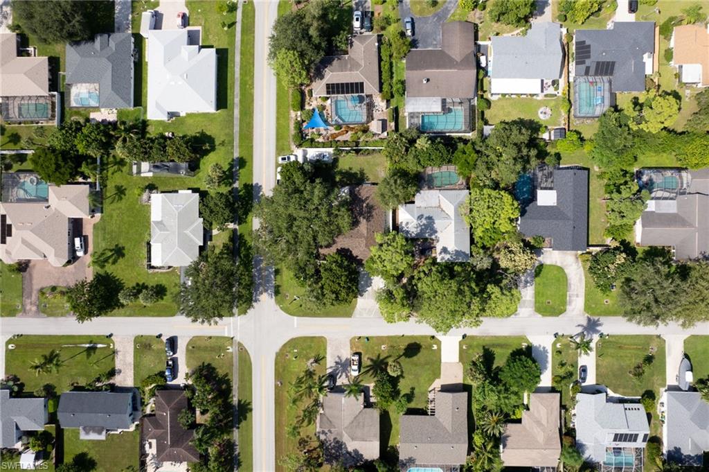 WILLOUGHBY ACRES - Residential