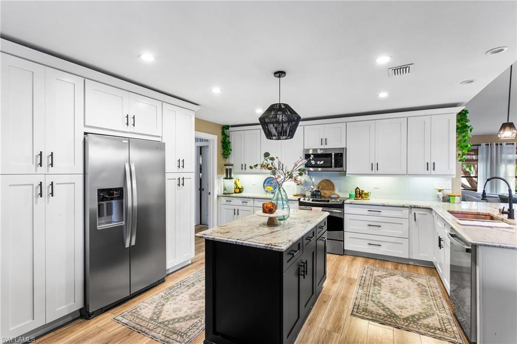 WILLOUGHBY ACRES - Residential