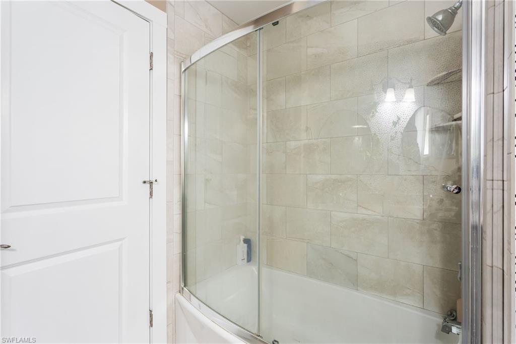 WILLOUGHBY ACRES - Residential