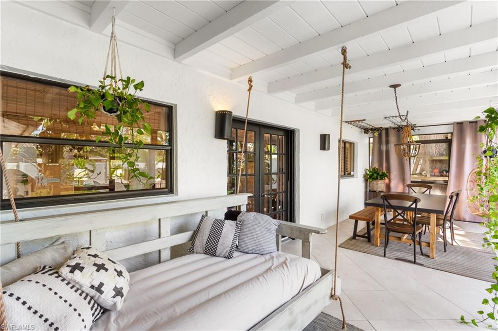 WILLOUGHBY ACRES - Residential