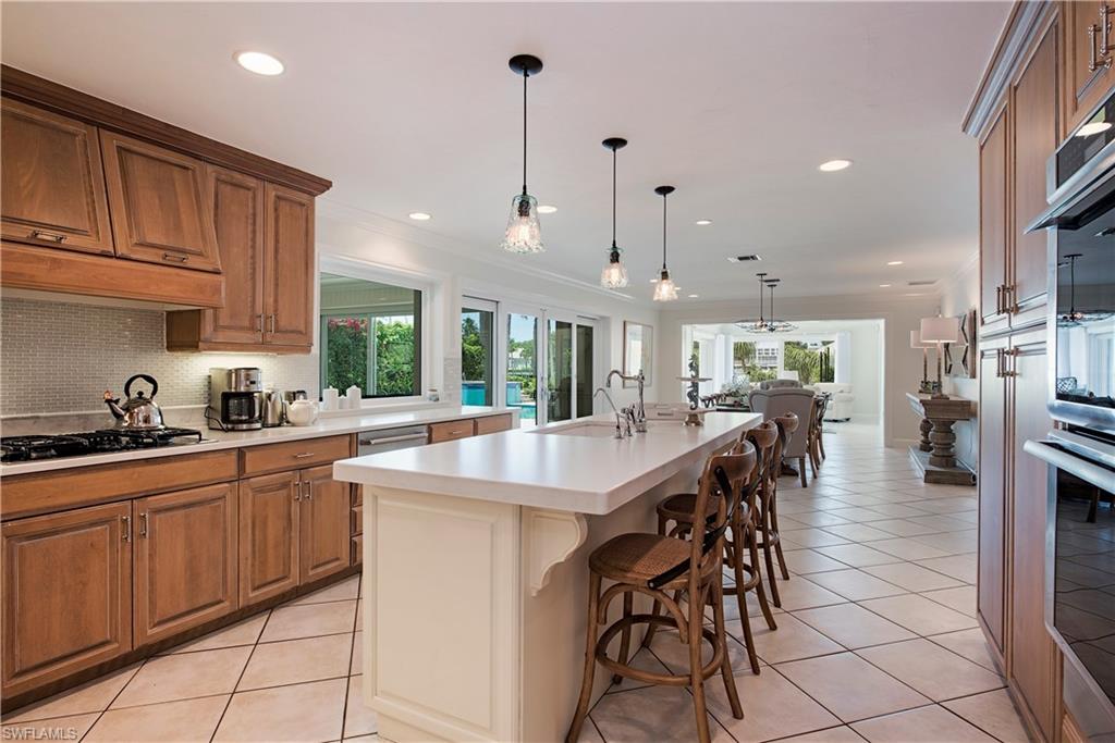 AQUALANE SHORES - Residential