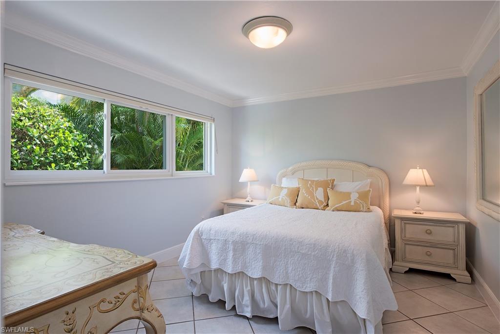 AQUALANE SHORES - Residential