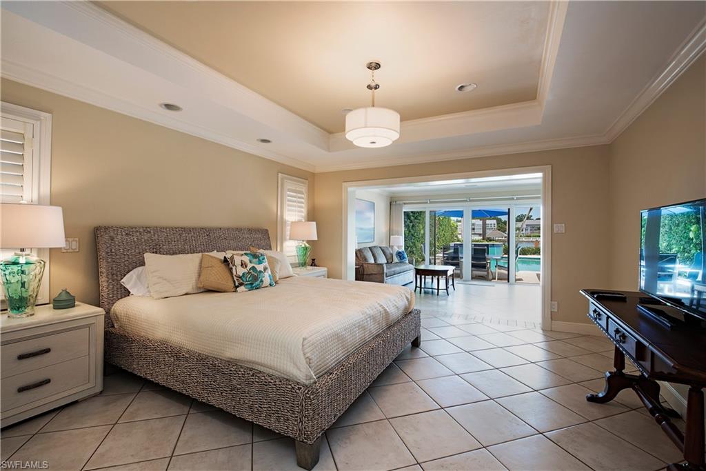 AQUALANE SHORES - Residential