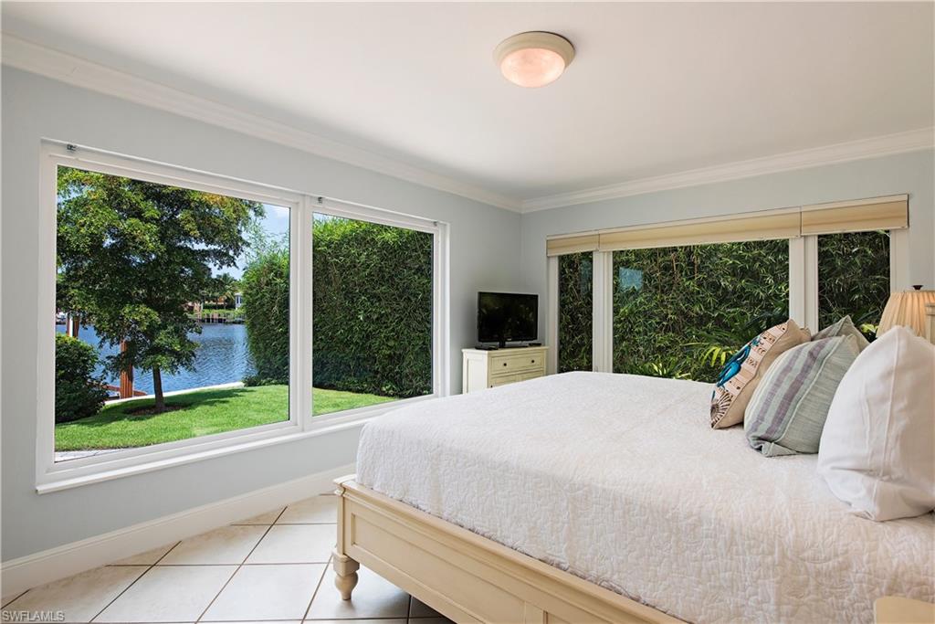 AQUALANE SHORES - Residential