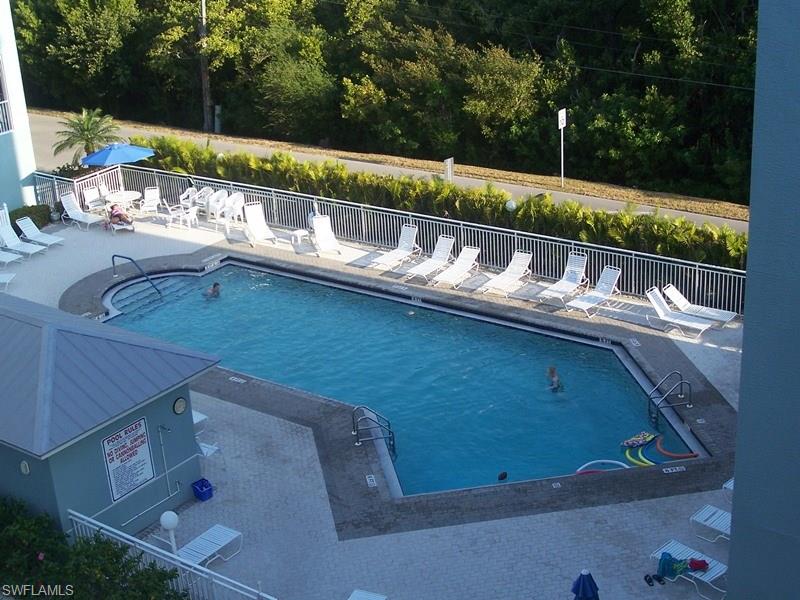 CAPTAINS BAY SOUTH - Residential