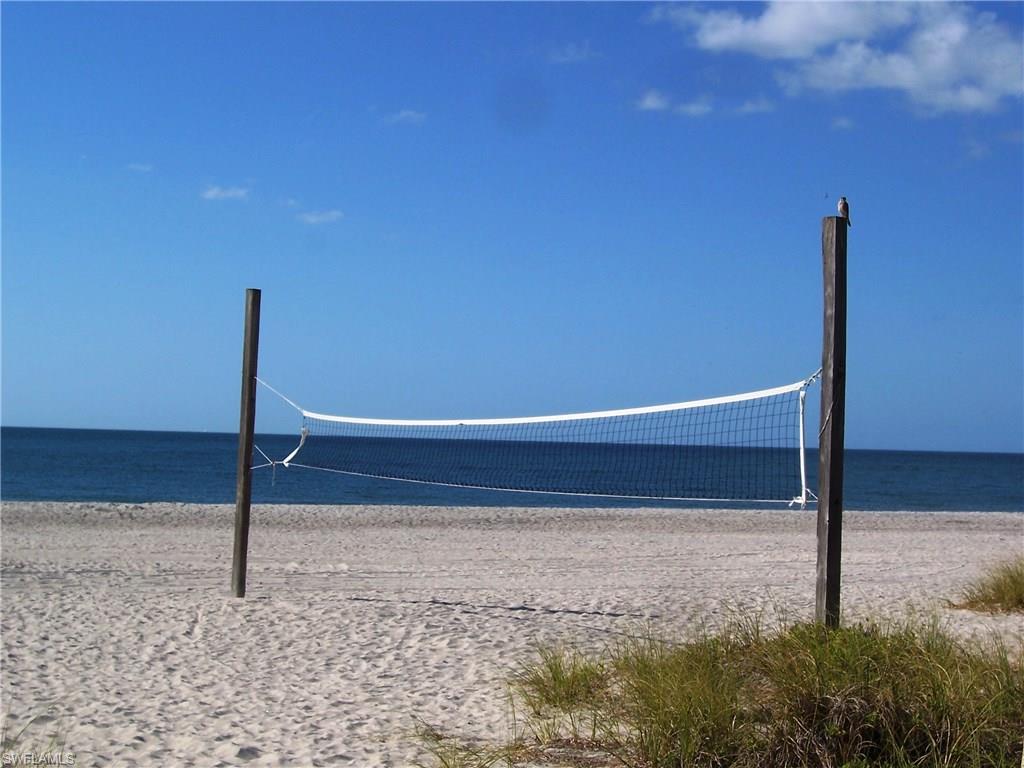 CAPTAINS BAY SOUTH - Residential