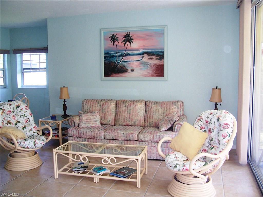 CAPTAINS BAY SOUTH - Residential