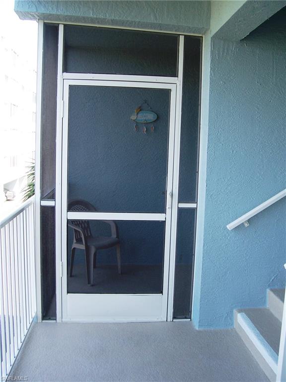 CAPTAINS BAY SOUTH - Residential