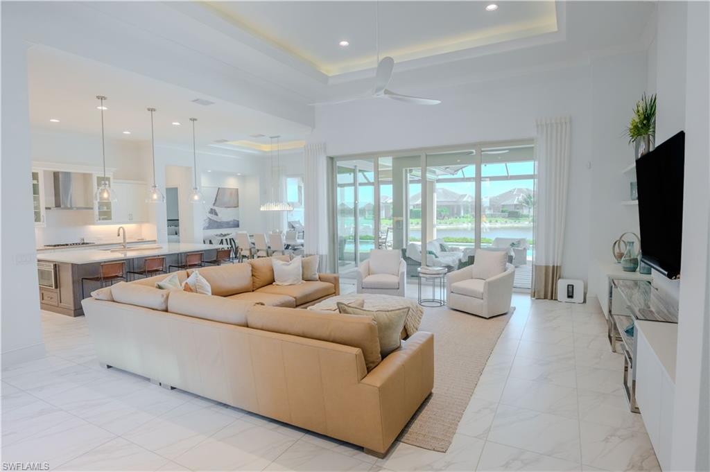 ISLES OF COLLIER PRESERVE - Residential