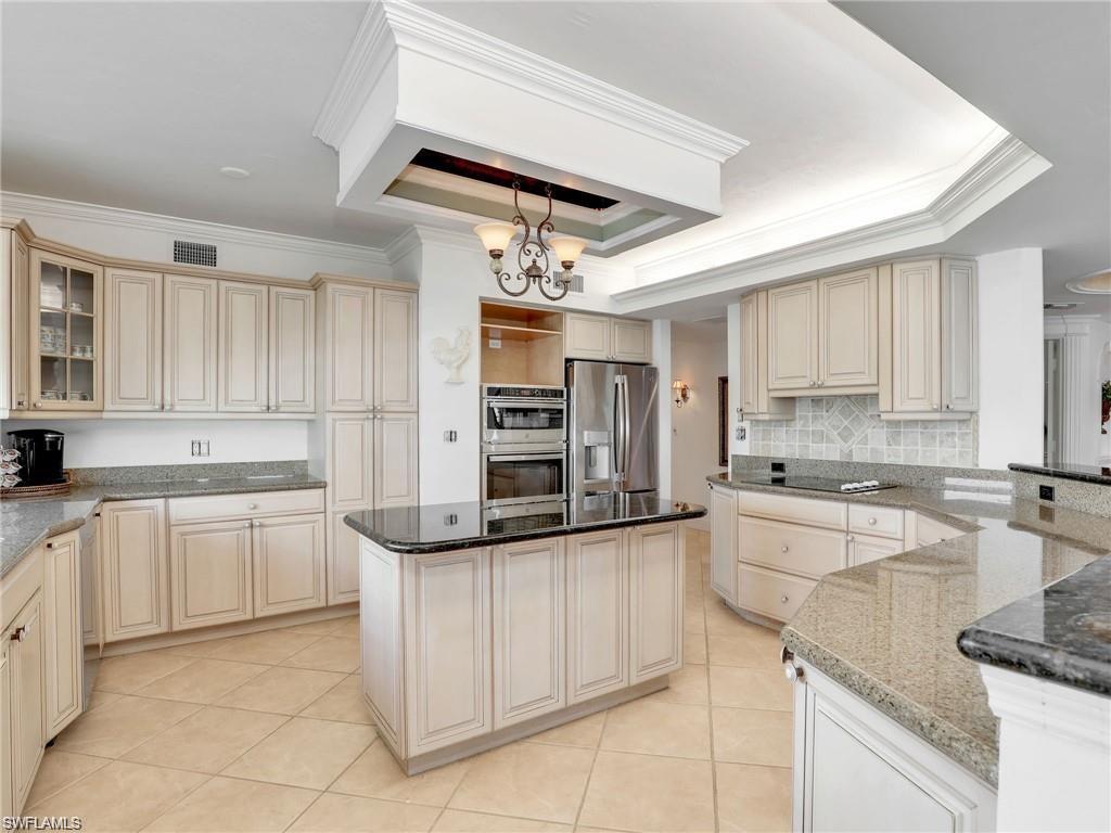 MIRAGE - Residential Lease