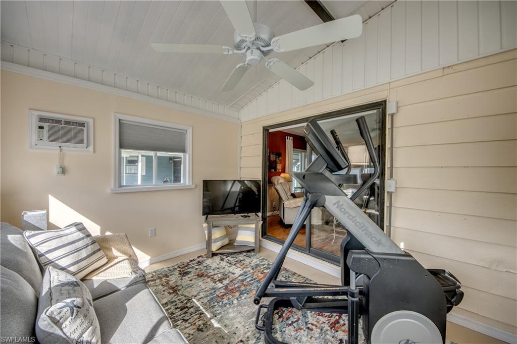 PINE ISLAND COVE - Residential