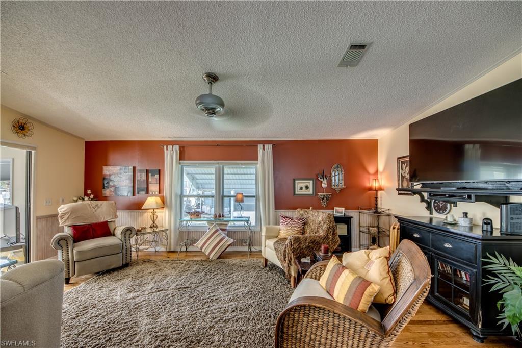 PINE ISLAND COVE - Residential